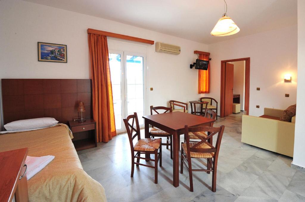 Aparthotel Anna Ageliki Damnoni Pokoj fotografie